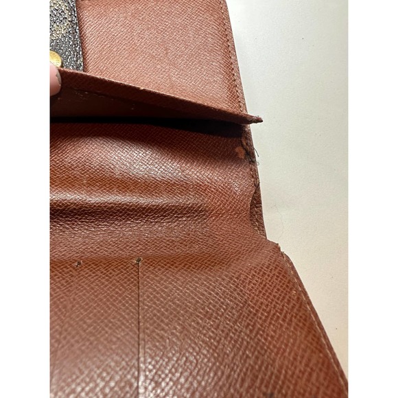 Louis Vuitton Monogram Porte Papier Zip Wallet with unbranded chain - Picture 6 of 12